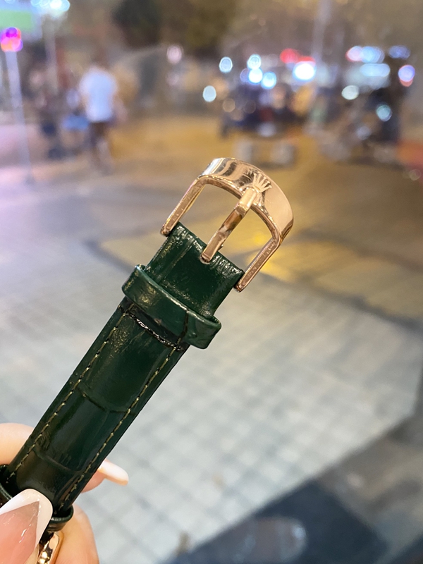 ブランド時計全体デザイン